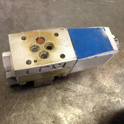 USED VICKERS DG4V32BMP7H750