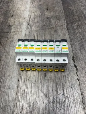 USED SCHNEIDER A9F74101