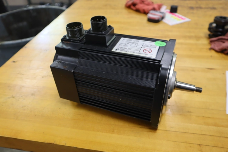 Used 1996 USED HAAS PARTS AND TOOLING USAGED-05AS1S Servo Motors Minnesota US | Machinesused.com #225826