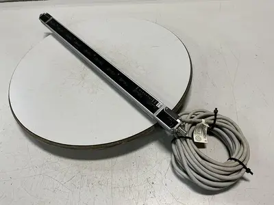 USED KEYENCE SL-C24H-T