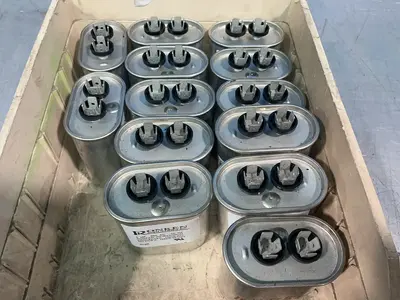 Used RONKEN INDUSTRIES _UNKNOWN_ Capacitors Ohio US | HGR 24 #1329053
