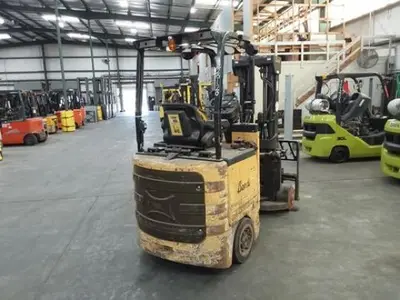 Used 2018 LANDOLL B30/42AC180D Narrow Aisle Forklifts | Russell Equipment #724800