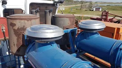 USED 1997 PEERLESS BAKER HUGHES HYDRA FRAC BLENDER TRAILER