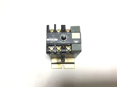 Allen-Bradley 852S-NSB Solid State Timing Relay 0.5-30 Sec Line 110-120V 50/60Hz