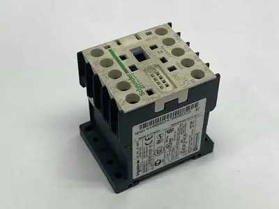 LC1K0610B7 | Schneider Electric  Contactor 3P 6A 440V 24VAC Coil - Used