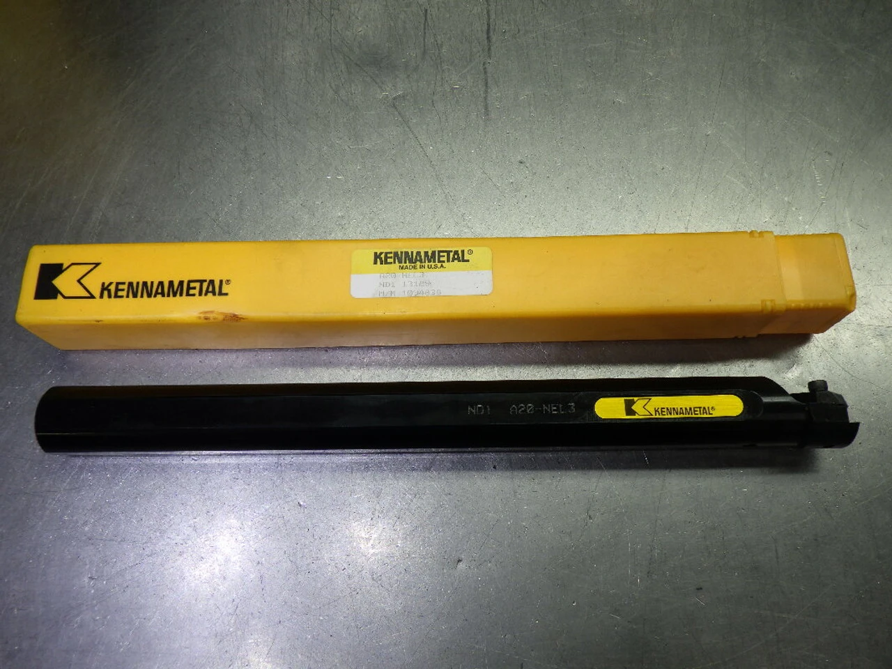 Kennametal 1.75" Coolant Thru Threading Boring Bar 1.25" Shank A20-NEL3 (LOC2170)
