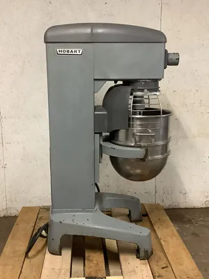 152-0470 Hobart Legacy HL400 40 Quart Commercial Mixer with Bowl and Paddle