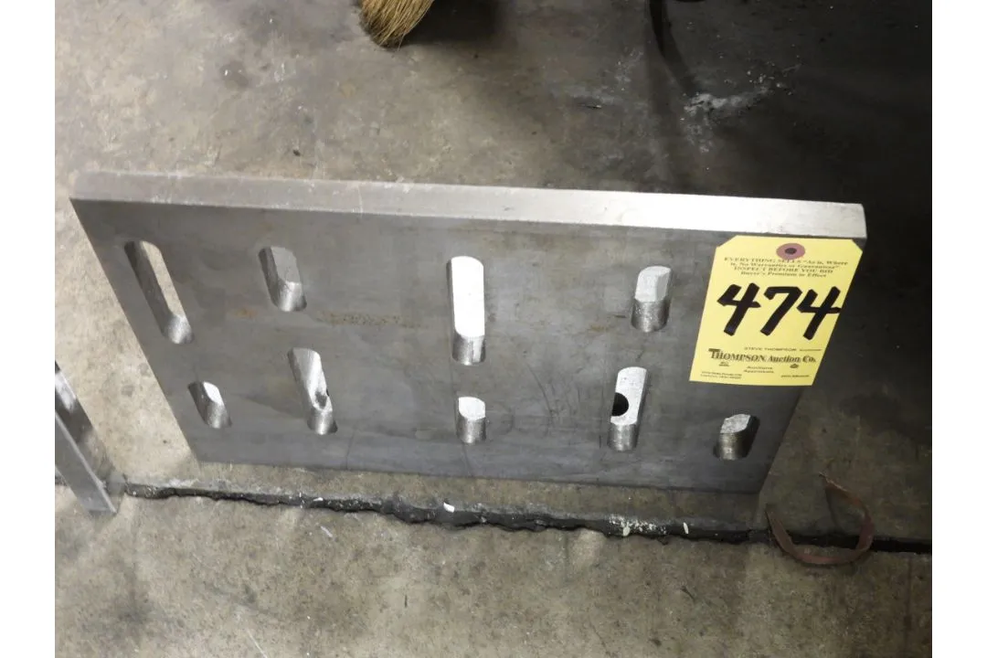 Used _UNKNOWN_ _UNKNOWN_ Angle Plates Ohio US | Thompson Auctioneers #1516167