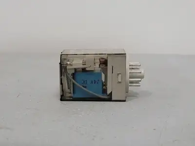 USED ALLEN-BRADLEY 700-HAB2Z24