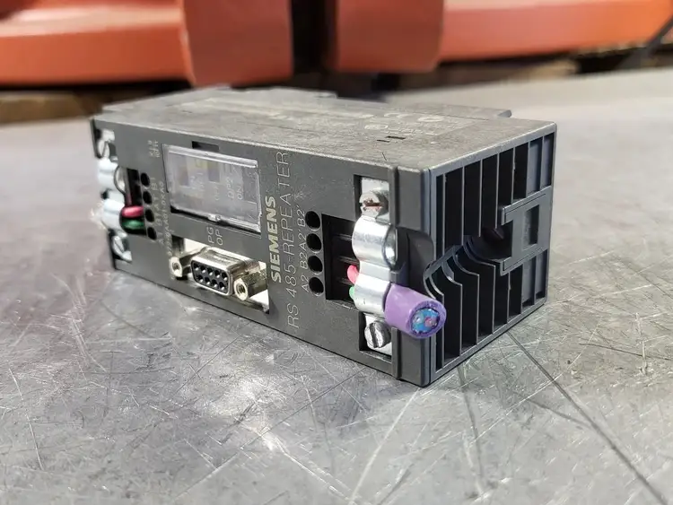 Used SIEMENS 6ES7 972-0AA01-0XA0 Misc Electrical & Power Parts British Columbia CA | Lenmark #254296