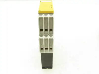 Siemens 3TK2824-1BB40 Sirius Safety Relay Control Lot of 4