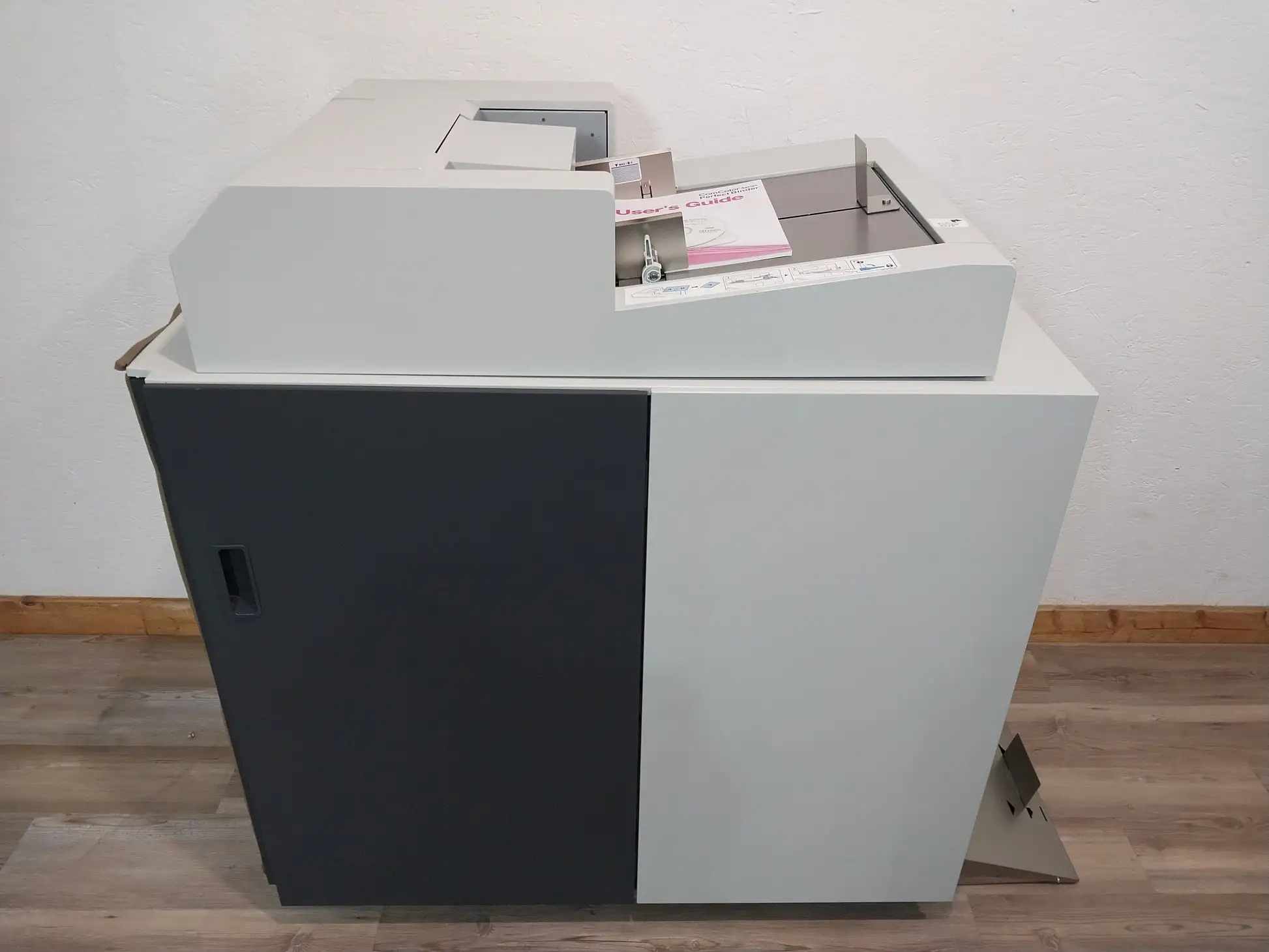 Used RISO _UNKNOWN_ Perfect Binders Michigan US | Forbes Inkjet #1421593