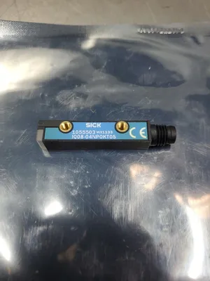 SICK IQ08-04NP0KT0S Beam Sensor. 5E-35/3