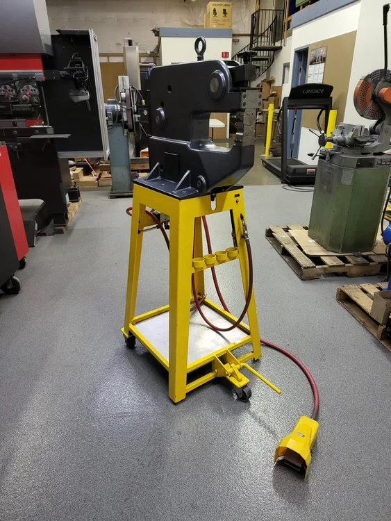 Used SHRINKER/STRETCHER _UNKNOWN_ Stretch Forming Machines Washington US | Sanson Machinery Group #1088757