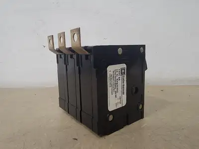 Used CUTLER-HAMMER BAB3030H Switchgears British Columbia CA | Lenmark #367178