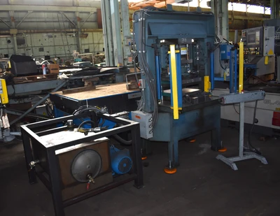 PARKER _UNKNOWN_ Hydraulic & Molding Presses | Mohawk Machinery (2)