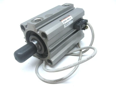 USED SMC CDQ2B40-40DCM-A7