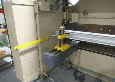 175 Ton X 12 Ft. Cincinnati Hydraulic Press Brake, Model 175 FMII X 10