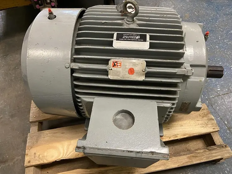 Used RELIANCE P32G3990 Industrial Controls | Surplus Asset Holdings #1221737