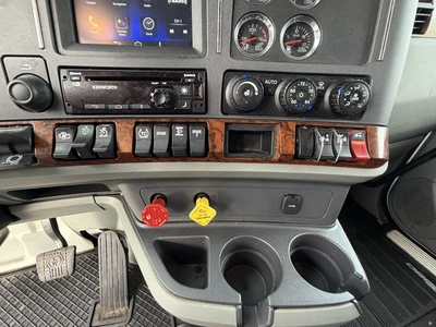 Used 2021 KENWORTH T880 TRUCK TRACTOR Conventional trucks Michigan US | Miedema Asset Management Group #1709412