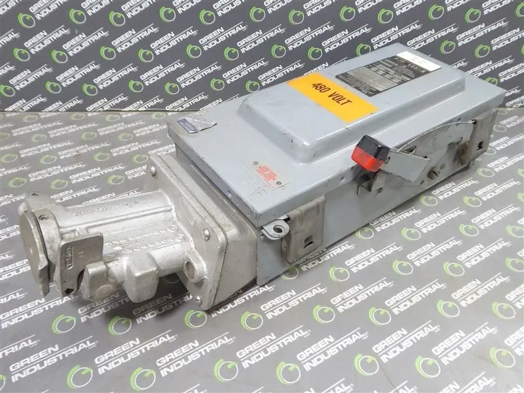 Used CROUSE-HINDS M2 Relays & Switches | Green Industrial #673393