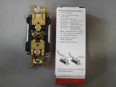 NEW PASS & SEYMOUR PT8300-W