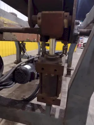 16' POWERED INFEED TABLE, USED FOR LOADING SHEETS IN A SHEAR / BRAKE: YOBRO #24335