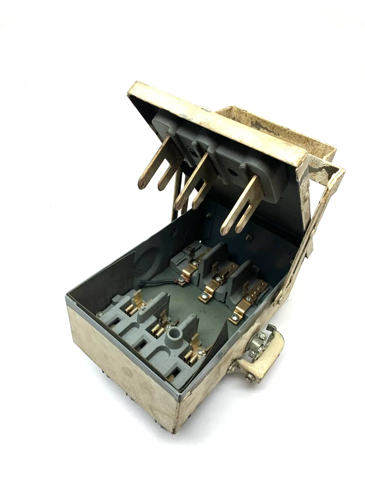 Used Trumbull _UNKNOWN_ Circuit Breakers Michigan US | Maverick Industrial Sales #1394384