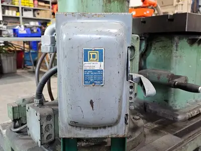 Used SUMMIT 3' X 8" Radial Drills British Columbia CA | Lenmark #1488848