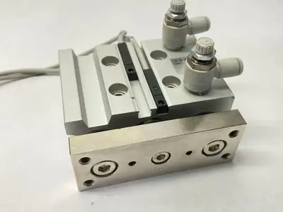 MGPM20-20 | SMC  Pneumatic Compact Guide Cylinder 20mm Bore 20mm Stroke - Used