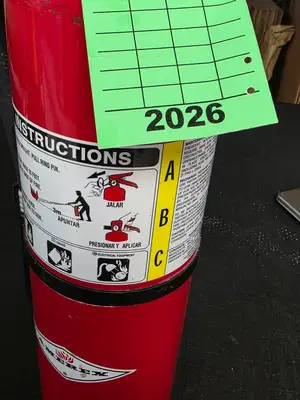 New | in-Stock Amerex Unused Amerex B456 10 lb. Dry Chemical ABC Fire Extinguisher Fire Extinguishers Illinois US | Falcon Restaurant Supply #1373701