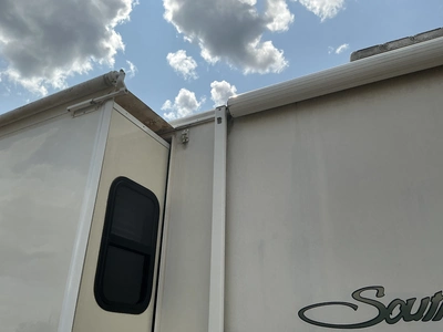 Used 2003 SOUTHWIND TBD Campers, Caravans, Motorhomes Michigan US | Miedema Asset Management Group #1321345