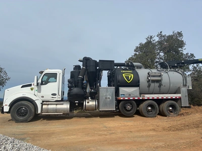 2024 TRUVAC HXX Hydro Excavator | VacSource (1)