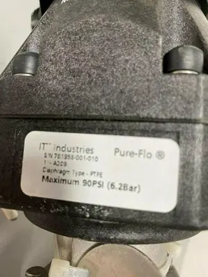 USED 2 ITT PURE-FLO A209 3-WAY STAINLESS STEEL VALVES W/ MONITOR 1" & 3/4" SANITARY