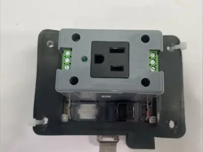 Used Grace Technologies GracePort Ethernet Panel Interface Connector Automation Control (HMI) Michigan US | Maverick Industrial Sales #1392508
