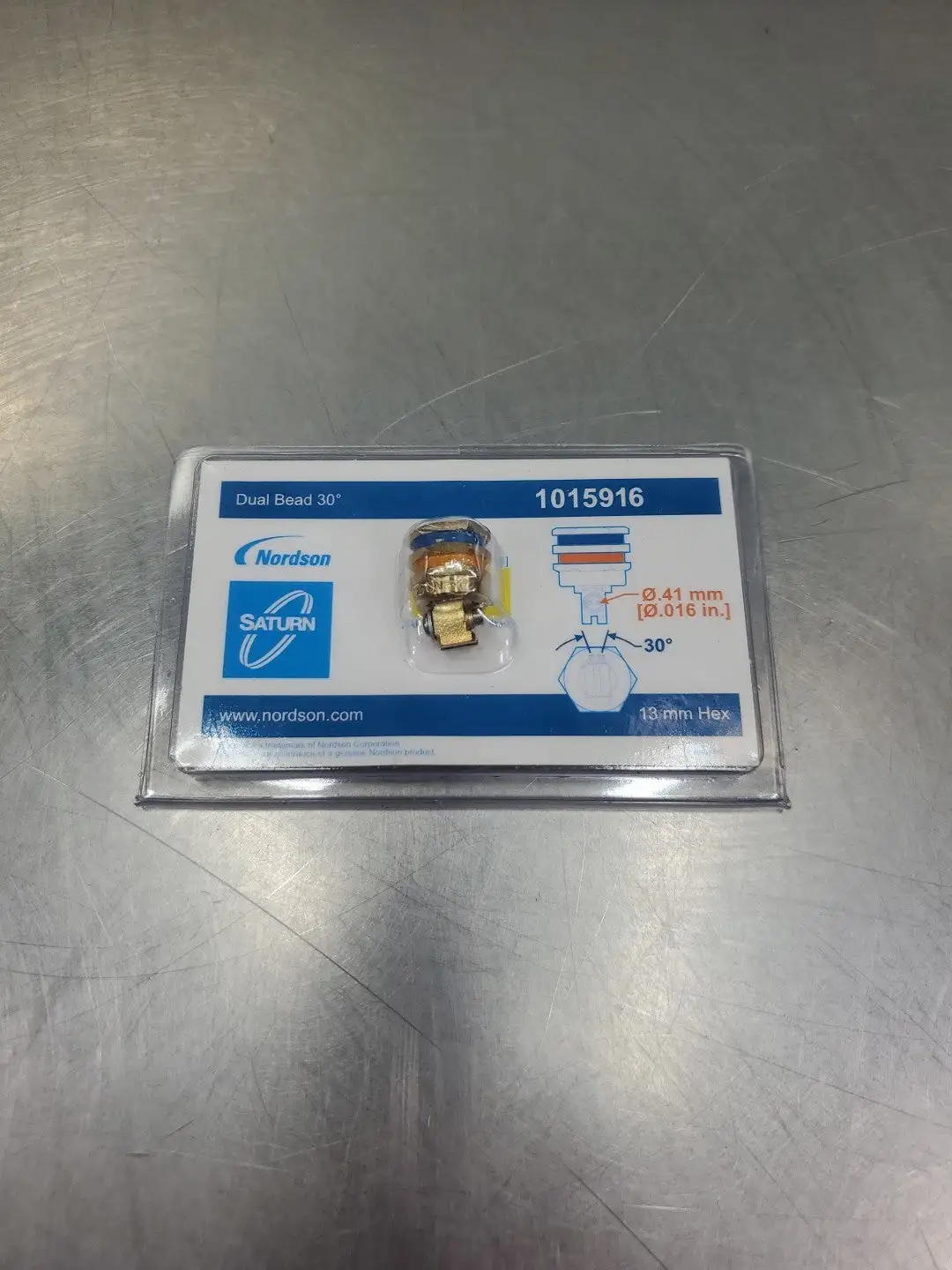 USED Nordson 1015916 SATURN Dual Bead 30° Glue Nozzle, .41mm
