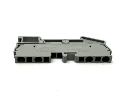 ST 2,5-QUATTRO,ST 2.5-QUATTRO,3031306 | Phoenix Contact Typ ST 2,5-QUATTRO Feed-through Terminal Block 3031306 LOT OF 10 - Used