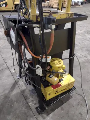 CAT CRIMPUTER HOSE CRIMPING & COUPLING PRESS , WITH TOOLING DIES & ENERPAC HYDRUALIC UNIT: YOBRO #24865