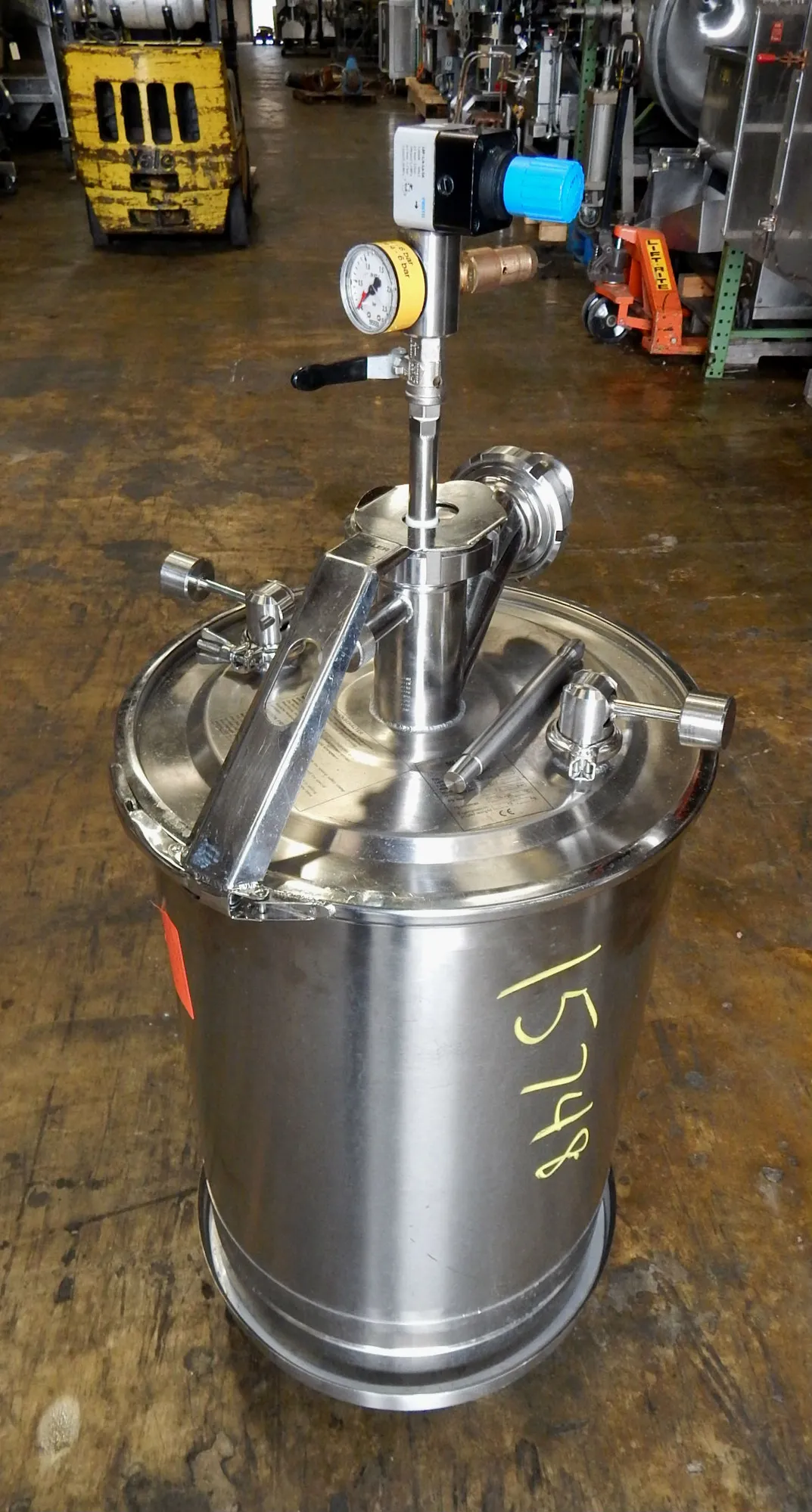 USED MULLER 100 LITER PRESSURE TANK 40102417