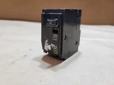Used SQUARE D QO215 Switchgears British Columbia CA | Lenmark #1438671