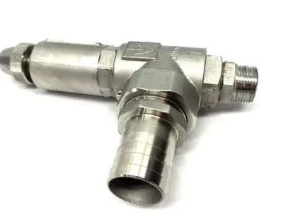 USED GOETZE ARMATUREN ANGLED SAFETY VALVE, STAINLESS STEEL