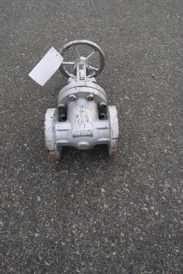 USED NEWCO 13F-CB2