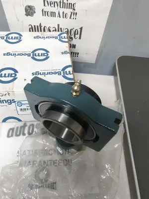 New | in-Stock AMI UGNST212-39 Bearings | Surplus Asset Holdings #1198632