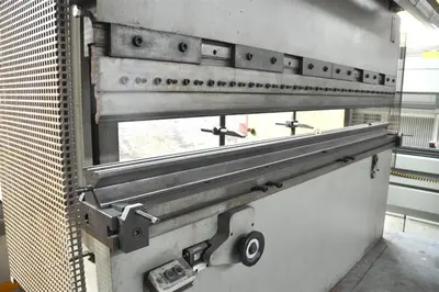 USED DARLEY EHP 150 TON X 2550 MM NC