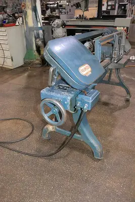 8" x 24" KALAMAZOO HORIZONTAL BANDSAW MODEL: 824