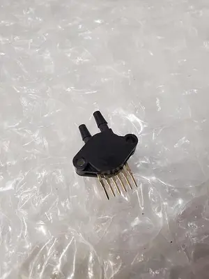 Freescale MPX5100DP Pressure Sensor