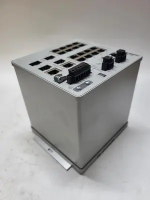 Used ALLEN-BRADLEY ALLEN BRADLEY STRATIX 2000 UNMANAGED ETHERNET SWITCH 1783-US8T SER A Network Switches | ND Industrial Surplus #1225454