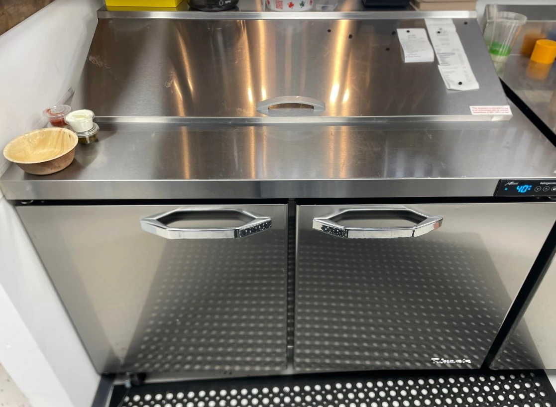 124-0059 Blue Air BLPT48-HC 48” Self Contained Refrigerated Prep Table
