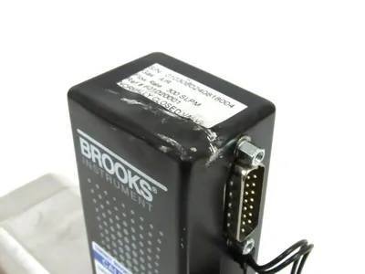 NEW BROOKS 5853IABA2D1G2BA THERMAL MASS FLOW CONTROLLER