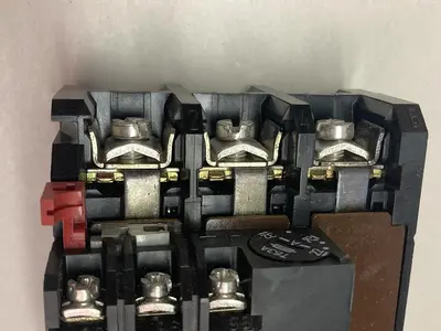 New | in-Stock AEG B 67 E-NR 910-341-335-00 Miscellaneous Equipment (Electrical & Power) Ohio US | Surplus Asset Holdings #1241704